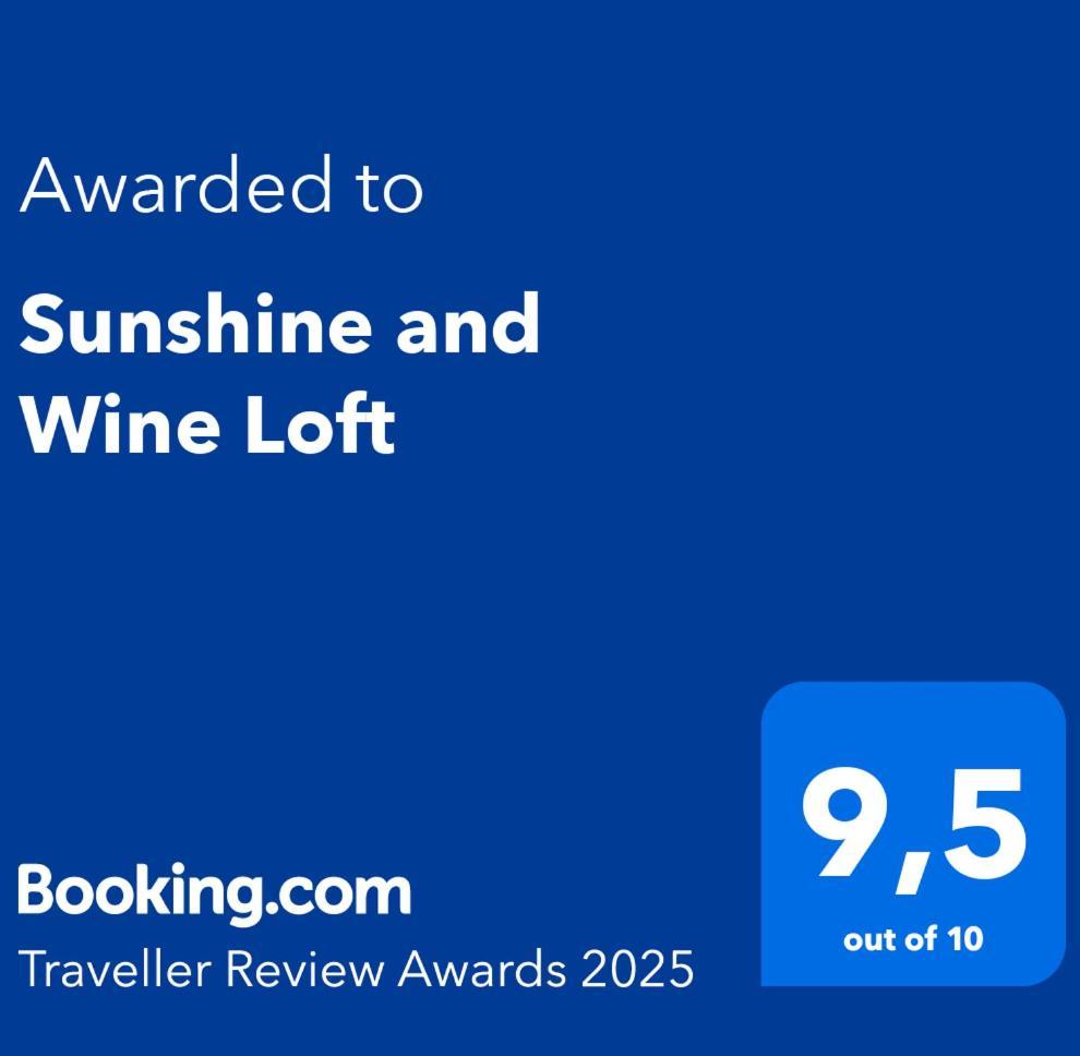 Sunshine And Wine Loft Hotel Penticton Exterior photo